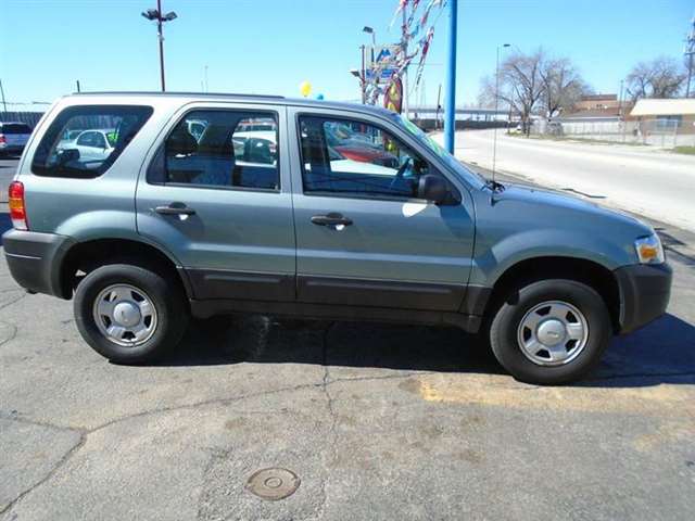 2006 Ford Escape XLS 4dr SUV w/Automatic